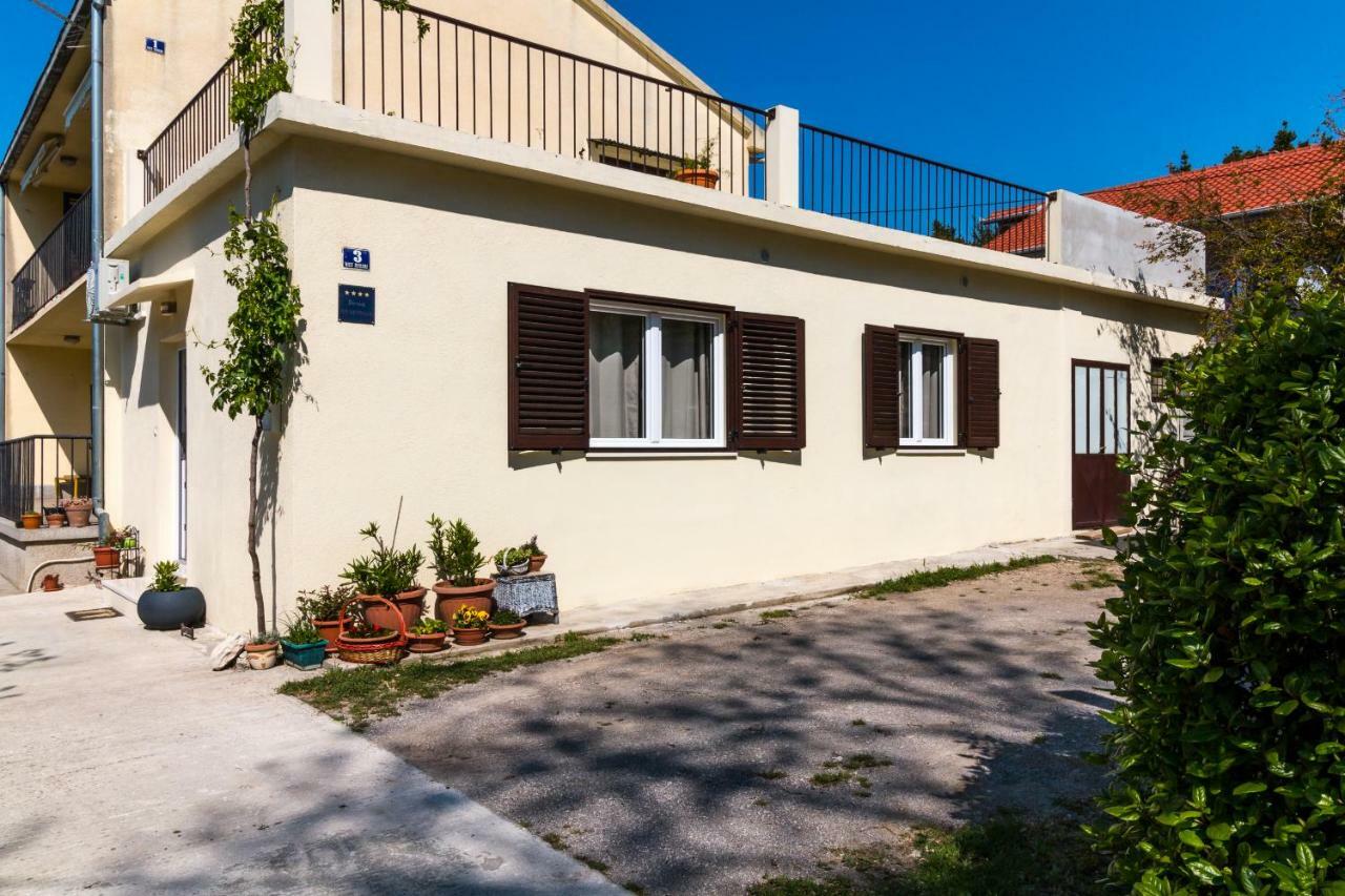 Apartment Jurasin Kaštela المظهر الخارجي الصورة